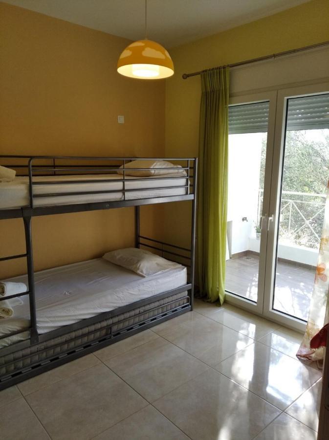 Kalivia Thorikou Cozy Villa Vita Lagonisi מראה חיצוני תמונה