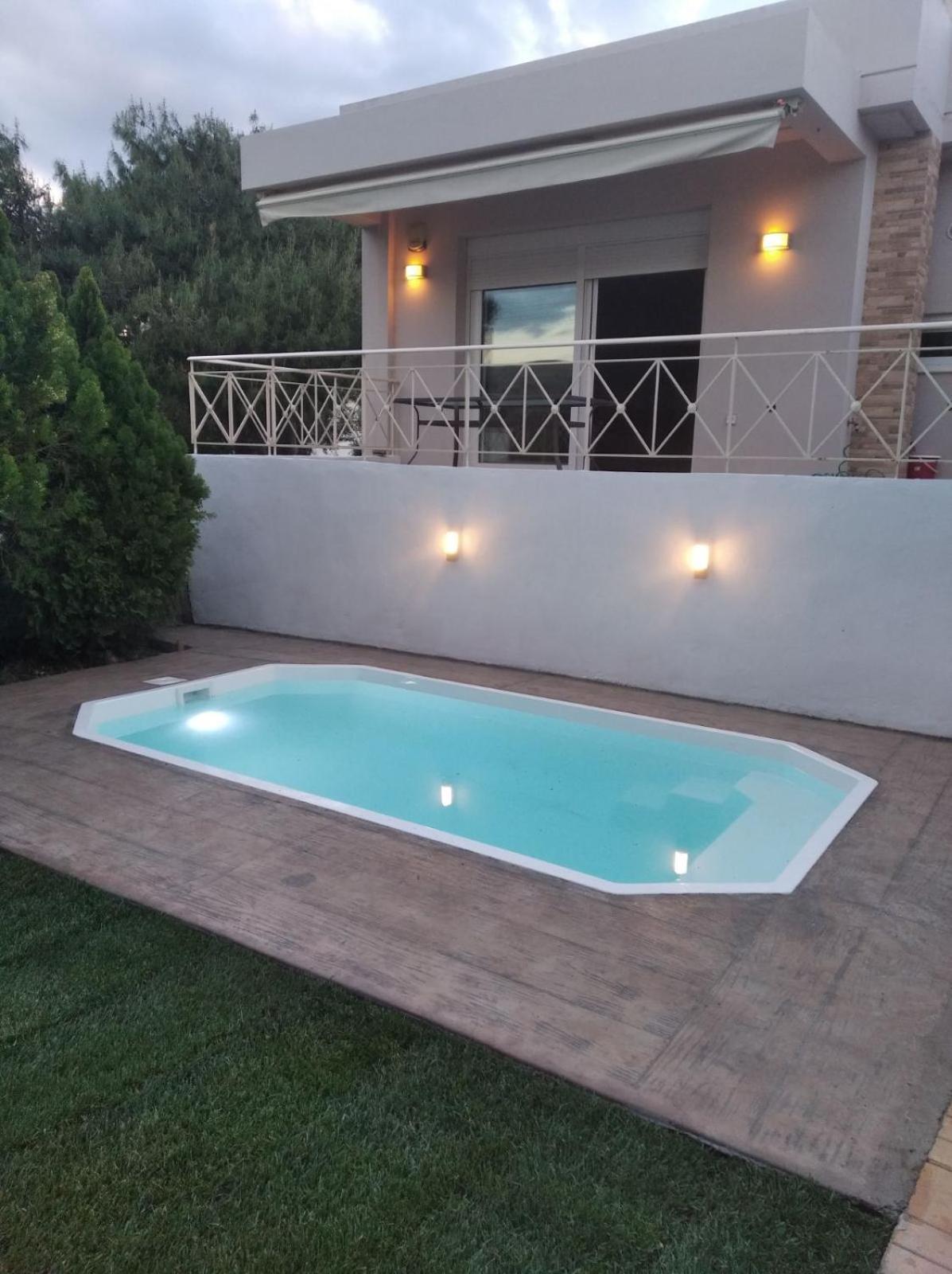Kalivia Thorikou Cozy Villa Vita Lagonisi מראה חיצוני תמונה
